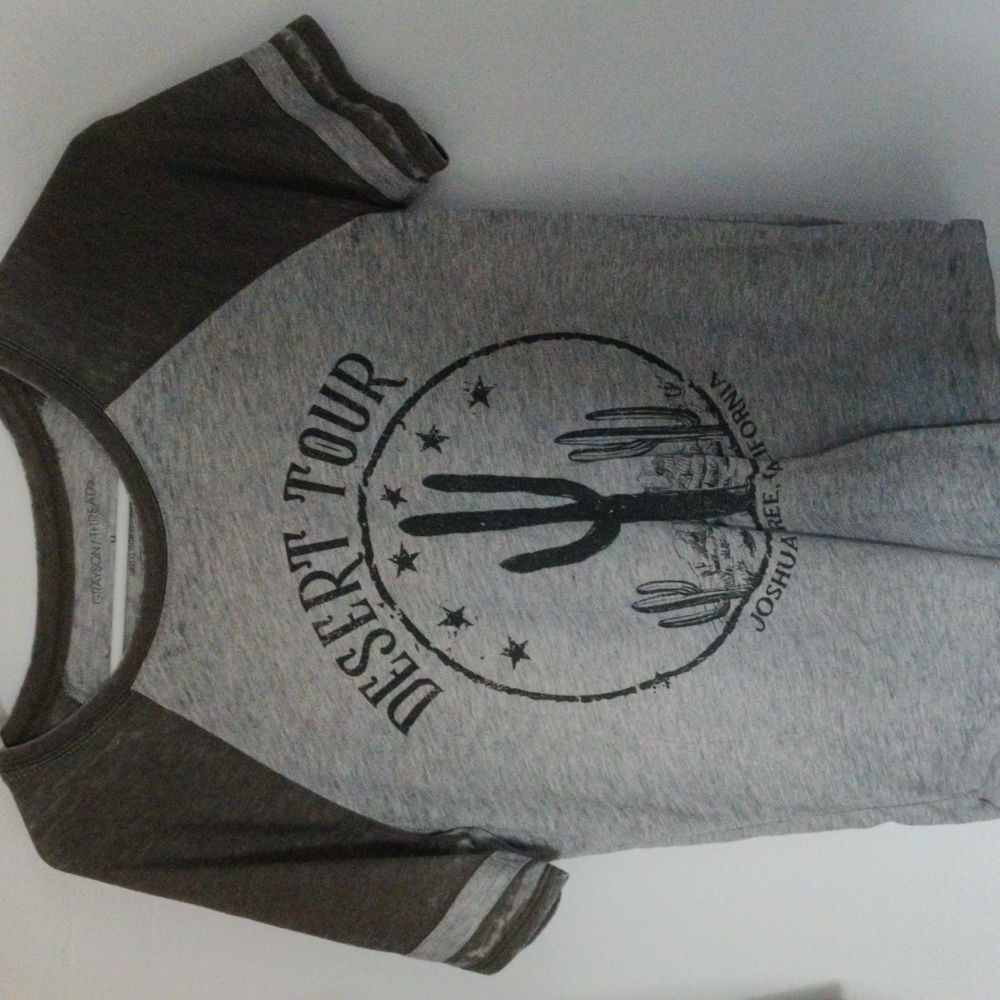 Desert tee